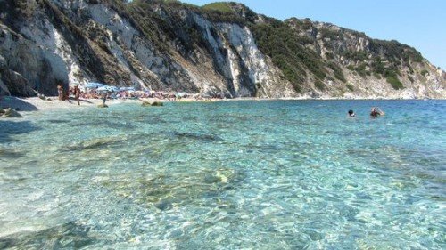 Spiaggia di Sansone - Come raggiungerla e servizi